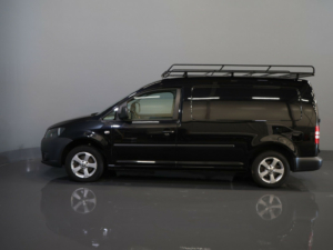 Volkswagen Caddy Bestelbus 1.6 TDI 100 pk Maxi BPM VRIJ! NL Auto/ Cruise/ Imperiaal/ Camera/ PDC/ Airco/ Trekhaak