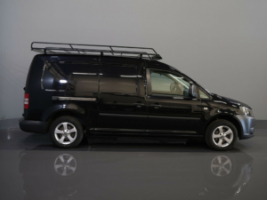 Volkswagen Caddy Bestelbus 1.6 TDI 100 pk Maxi BPM VRIJ! NL Auto/ Cruise/ Imperiaal/ Camera/ PDC/ Airco/ Trekhaak