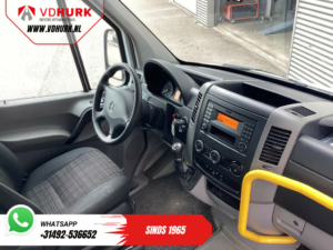 Mercedes-Benz Sprinter Transport de personnes Mercedes-Benz 313 2.2 CDI Aut. E6 L2H2 €10,890 TTC BPM FREE ! EXPORT UNIQUEMENT Combi/ 9 personnes/ Kombi/ 9P/ Airco/ Elévateur pour fauteuils roulants