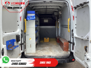 Renault Master Bestelbus 2.3 dCi 145 PK L3H2 EXPORT ONLY Chevron/ Safety/ Airco/ Cruise/ Camera /Service Vehicle/ Trekhaak