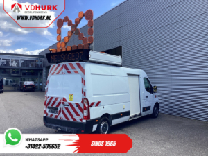 Renault Master Bestelbus 2.3 dCi 145 PK L3H2 EXPORT ONLY Chevron/ Safety/ Airco/ Cruise/ Camera /Service Vehicle/ Trekhaak