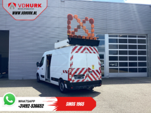 Renault Master Bestelbus 2.3 dCi 145 PK L3H2 EXPORT ONLY Chevron/ Safety/ Airco/ Cruise/ Camera /Service Vehicle/ Trekhaak