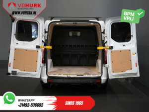 Ford Transit Custom Bestelbus 2.0 TDCI L2 Trend DC Dubbel Cabine BPM VRIJ! Stoelverw./ Carplay/ 2.7t Trekverm./ Navi/ PDC/ Cruise