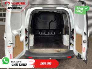 Ford Transit Courier Furgón 1.0 EcoBoost 100 CV Trend Gasolina BPM FREE 2xPuerta corredera/ Airco/ Cámara/ Barra de remolque/ Bacas