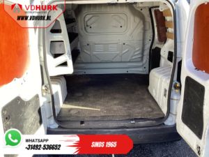 Fiat Fiorino Van 1.3 MJ 75 cv EXPORT APK 09-2026/ Airco/ Towbar/ Light bar/ PDC
