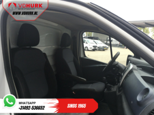 Opel Vivaro Van 1.6 CDTI 120 ch L2 Airco/ Croisière/ Navi/ Crochet d'attelage/ PDC