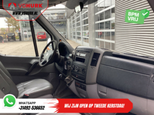 Volkswagen Crafter Van 50 2.5 TDI Авт. L2H2 DC Double Cab EXPORT 5 циліндрів / 3.5 т / Тягово-зчіпна здатність / Кондиціонер / 6 чол. / 270гр.дверей / Буксирний гак