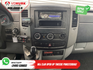 Volkswagen Crafter Van 50 2.5 TDI Авт. L2H2 DC Double Cab EXPORT 5 циліндрів / 3.5 т / Тягово-зчіпна здатність / Кондиціонер / 6 чол. / 270гр.дверей / Буксирний гак