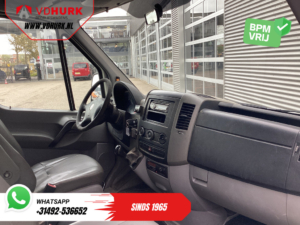 Volkswagen Crafter Van 50 2.5 TDI Aut. L2H2 DC Double Cab EXPORT 5 cyl/ 3.5t Capacitate de remorcare/ Aer condiționat/ 6 Pers./ 270Gr.Uși/ Cârlig de remorcare