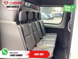 Volkswagen Crafter Van 50 2.5 TDI Aut. L2H2 DC Double Cab EXPORT 5 cyl/ 3.5t Capacitate de remorcare/ Aer condiționat/ 6 Pers./ 270Gr.Uși/ Cârlig de remorcare