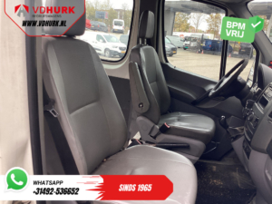 Volkswagen Crafter Van 50 2.5 TDI Aut. L2H2 DC Double Cab EXPORT 5 cyl/ 3.5t Capacitate de remorcare/ Aer condiționat/ 6 Pers./ 270Gr.Uși/ Cârlig de remorcare