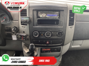 Volkswagen Crafter Van 50 2.5 TDI Aut. L2H2 DC Double Cab EXPORT 5 cyl/ 3.5t Capacitate de remorcare/ Aer condiționat/ 6 Pers./ 270Gr.Uși/ Cârlig de remorcare