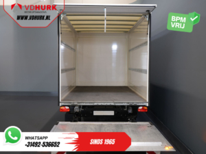 Volkswagen Crafter Bakwagen 35 2.0 TDI 180 pk DSG Aut. 350x208x210 Laadklep/ Spoiler/ Navi/ Carplay/ Camera/ Airco