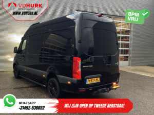 Mercedes-Benz Sprinter Bestelbus 317 CDI Aut. L2H2 3.5t Trekverm./ Gev.Stoel/ Standkachel/ Carplay/ Camera/ Navi/ Cruise/ DAB/ LMV/ Sidebars/ Trekhaak