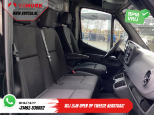 Mercedes-Benz Sprinter Bestelbus 317 CDI Aut. L2H2 3.5t Trekverm./ Gev.Stoel/ Standkachel/ Carplay/ Camera/ Navi/ Cruise/ DAB/ LMV/ Sidebars/ Trekhaak