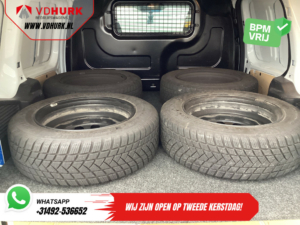 Ford Transit Courier Bestelbus 1.0 EcoBoost 100pk Limited BENZINE BPM VRIJ! Carplay/ Camera/ Climate/ Cruise/ PDC/ LMV/ DAB