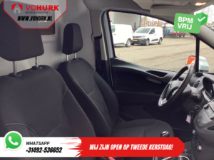 Ford Transit Courier Bestelbus 1.0 EcoBoost 100pk Limited BENZINE BPM VRIJ! Carplay/ Camera/ Climate/ Cruise/ PDC/ LMV/ DAB