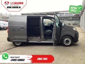 Peugeot e-Expert Furgone Premium 50 kWh 230 km WLTP Caricatore rapido/ Ventilatore elettrico sul tetto/ Navi/ Carplay/ Telecamera/ PDC/ Cruise/ Airco