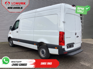 Mercedes-Benz Sprinter Bestelbus 317 CDI Aut. L2H2 3.5t Trekverm./ LED/ Gev. Stoel/ 270 Gr.Deuren/ Stoelverw./ Airco/ Navi/ Camera/ Cruise/ PDC/ DAB