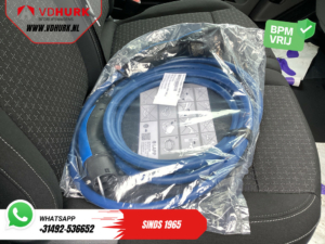 Ford E-Transit Custom Vans 65 кВт/год L2 330 км WLTP LED/ Підлоговий обігрівач/ Швидка зарядка/ 2.3т буксирний пристрій/ Carplay/ Клімат/ Камера/ PDC/ Круїз