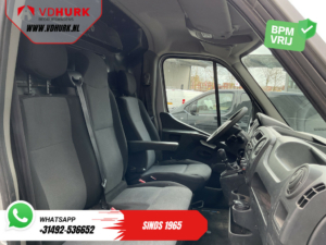 Renault Master Vans T35 2.3 dCi 145 cv L2H2 270Gr.Puertas/ 2.5t Dispositivo de remolque/ Baca + escalera/ Airco/ PDC/ Gancho de remolque