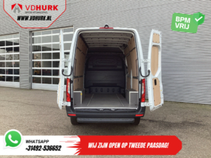 Mercedes-Benz Sprinter Van 317 CDI Aut. L2H2 BPM FREE! 3.5t Anhängelast/ Montierter Sitz/ 270 Gr. Türen/ Sitzheizung/Navi/ Kamera/ Cruise/ Airco/ DAB