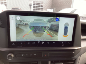 Ford E-Transit Custom Van L2 Trend 65 kWh 330 km WLTP Garantie jusqu'en 2029/ LED/ Chauffage sur socle/ Chargeur rapide/ 2,3t Matériel de remorquage/ Sièges chauffants/ Carplay/ Caméra/ PDC/ Cr