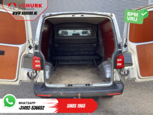 Volkswagen Transporter Bestelbus 2.0 TDI 150 pk L2 DC Dubbel Cabine EXPORT 2.5t Trekverm./ Airco/ Camera/ Cruise/ 16”LMV/ Trekhaak