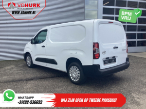 Toyota PROACE CITY Bestelbus 1.5 L2 LED/ Virtual Cockpit/ 3 Pers./ Airco/ Cruise/ PDC/ DAB