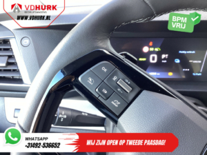 Peugeot e-Traveller Passenger L3 75kWh 348 km WLTP LED/ Schnellladegerät/ Pano/ 8 Press/ Adapt.Cruise/ Leder/ 2x Elek.Slide/ Elek.seats/ Massagesitze/ Sitzheizung