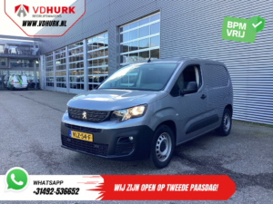 Peugeot e-Partner Van 50 kWh 280 km WLTP Încărcător rapid/ 3 Pers./ Încălzire stand/ Carplay/ Cruise/ Navi/ PDC/ Cârlig de remorcare