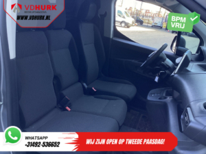 Peugeot e-Partner Van 50 kWh 280 km WLTP Încărcător rapid/ 3 Pers./ Încălzire stand/ Carplay/ Cruise/ Navi/ PDC/ Cârlig de remorcare