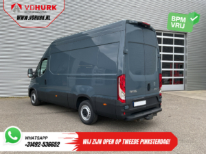 Iveco Daily Van 35S21HV 3.0 180 hp Aut. L2H3 LED/ Adapt.Cruise/ Carplay/ Geared.Seat/ Climate/ Navi/ Camera/ Towbar