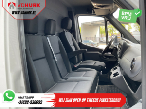Mercedes-Benz Sprinter Bakwagen 317 CDI Aut. Box truck hayon/ Spoiler/ Ușă laterală/ LED/ Încălzire stand/ Încălzire scaune/ Carplay/ Cruise/ Airco/ 430x210x210