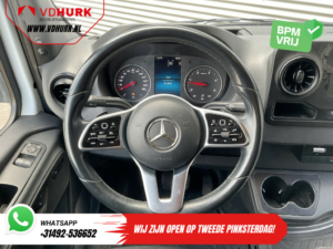 Mercedes-Benz Sprinter Bakwagen 317 CDI Aut. Box truck hayon/ Spoiler/ Ușă laterală/ LED/ Încălzire stand/ Încălzire scaune/ Carplay/ Cruise/ Airco/ 430x210x210
