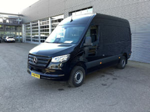 Mercedes-Benz Sprinter Furgoneta 317 CDI Aut. L2H2 3.5t Trekverm./ LED/ 270Gr.Puertas/ Navi/ Camera/ Cruise/ PDC