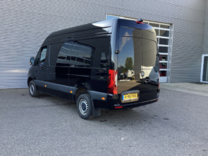 Mercedes-Benz Sprinter Furgoneta 317 CDI Aut. L2H2 3.5t Trekverm./ LED/ 270Gr.Puertas/ Navi/ Camera/ Cruise/ PDC