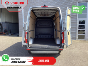 Mercedes-Benz Sprinter Van 317 CDI Авт. L2H2 LED/ Gev.Stoel/ Navi/ 270Gr.Deuren/ Stoelverw./ Cruise/ Camera/ PDC