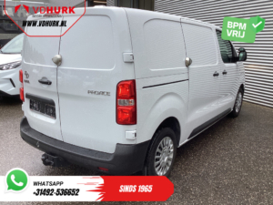 Toyota ProAce Worker Van 2.0 145 hp Aut. L2 Adapt.Cruise/ Stand heater/ Seatverw./ Carplay/ Camera/ Interior/ Towbar/ Airco