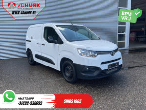 Toyota PROACE CITY Bestelbus 1.5 130 pk Aut. Carplay/ 3Pers./ Stoelverw./ Inrichting/ Camera/ Cruise/ Airco/ PDC/ Trekhaak
