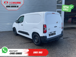 Toyota PROACE CITY Bestelbus 1.5 130 pk Aut. Carplay/ 3Pers./ Stoelverw./ Inrichting/ Camera/ Cruise/ Airco/ PDC/ Trekhaak