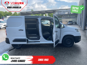 Toyota PROACE CITY Bestelbus 1.5 130 pk Aut. Carplay/ 3Pers./ Stoelverw./ Inrichting/ Camera/ Cruise/ Airco/ PDC/ Trekhaak
