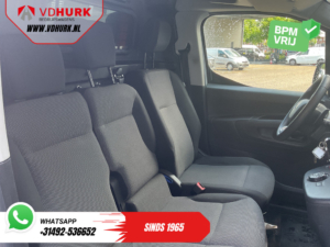 Toyota PROACE CITY Bestelbus 1.5 130 pk Aut. Carplay/ 3Pers./ Stoelverw./ Inrichting/ Camera/ Cruise/ Airco/ PDC/ Trekhaak