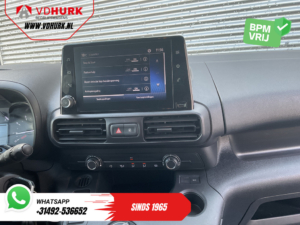 Toyota PROACE CITY Bestelbus 1.5 130 pk Aut. Carplay/ 3Pers./ Stoelverw./ Inrichting/ Camera/ Cruise/ Airco/ PDC/ Trekhaak