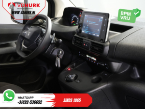 Peugeot Partner Van 1.2 BENZINE Aut. 110 KM Seatverw./ Carplay/ Camera/ PDC/ Climate/ Cruise/ Towbar/ Airco