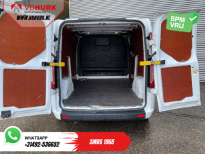 Ford Transit Custom Fourgons 2.0 TDCI L2 130 ch Trend 2.8t Remorquage M./ Croisière/ PDC V+A/ DAB/ Airco