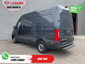 Mercedes-Benz Sprinter Bestelbus 317 CDI Aut. L2H2 LED/ Stoelverw./ Gev.Stoel/ 270Gr.Deuren/ Navi/ Camera/ Cruise/ Airco/ PDC