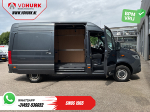 Mercedes-Benz Sprinter Bestelbus 317 CDI Aut. L2H2 LED/ Stoelverw./ Gev.Stoel/ 270Gr.Deuren/ Navi/ Camera/ Cruise/ Airco/ PDC