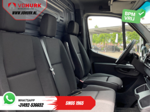 Mercedes-Benz Sprinter Bestelbus 317 CDI Aut. L2H2 LED/ Stoelverw./ Gev.Stoel/ 270Gr.Deuren/ Navi/ Camera/ Cruise/ Airco/ PDC