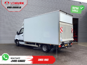 Mercedes-Benz Sprinter Furgoneta 516 2.2 CDI Furgoneta con plataforma elevadora / Euro 6 / Doble sistema de suspensión neumática / Alerón / Asiento con ajuste eléctrico / Cámara / Aire acondicionado / Gancho de remolque / 428 x 238 x 218